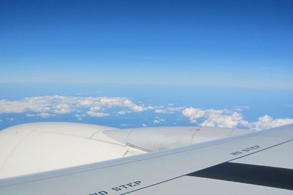 飛行機から見た空